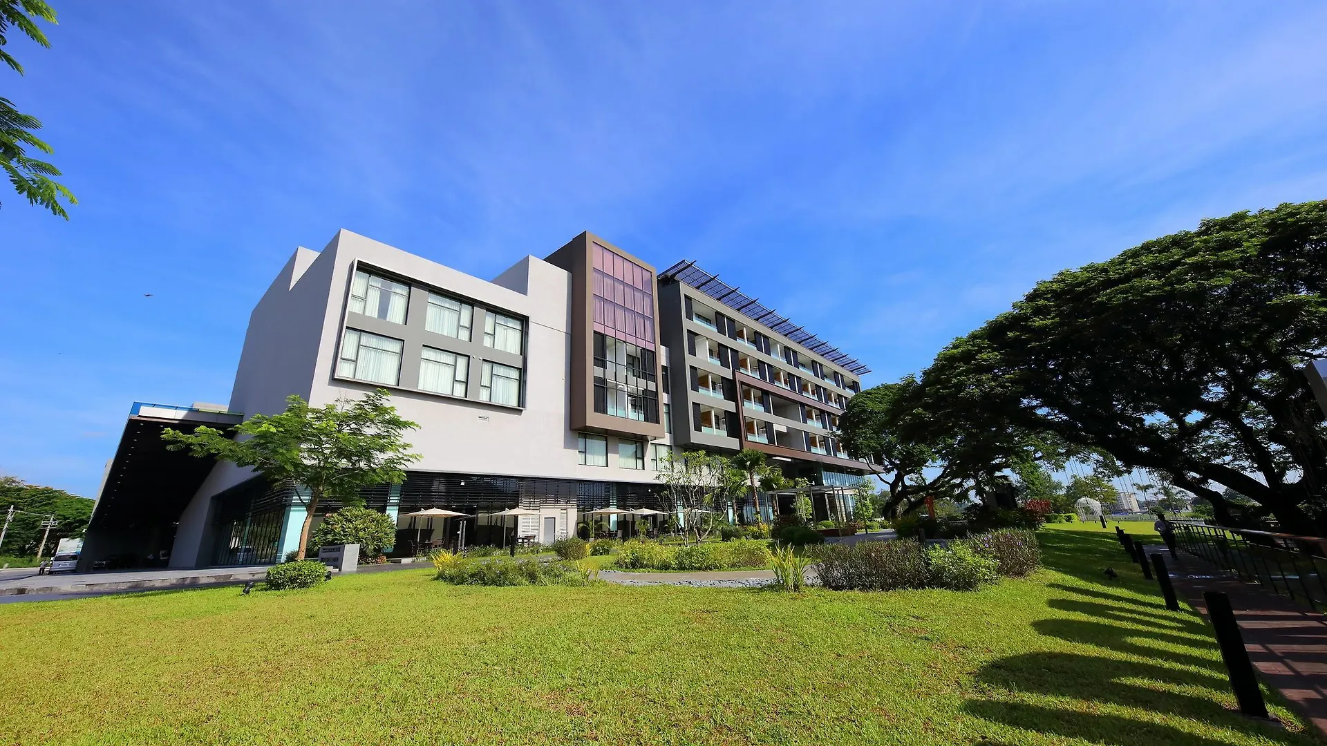 Midori Clark Hotel And Casino Clark Field