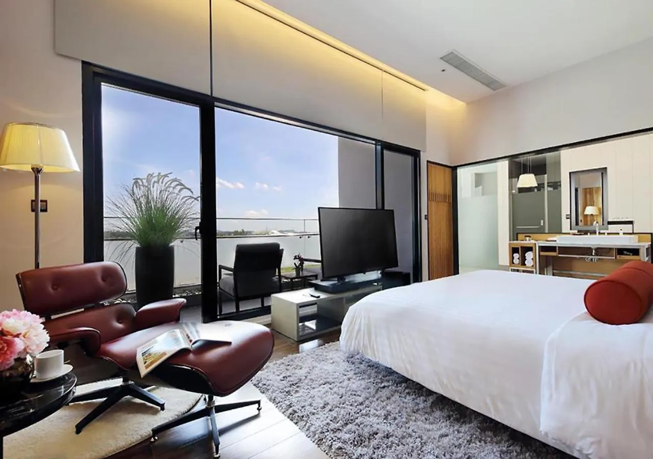Midori Clark Hotel And Casino Clark Field 5*,  Philippines